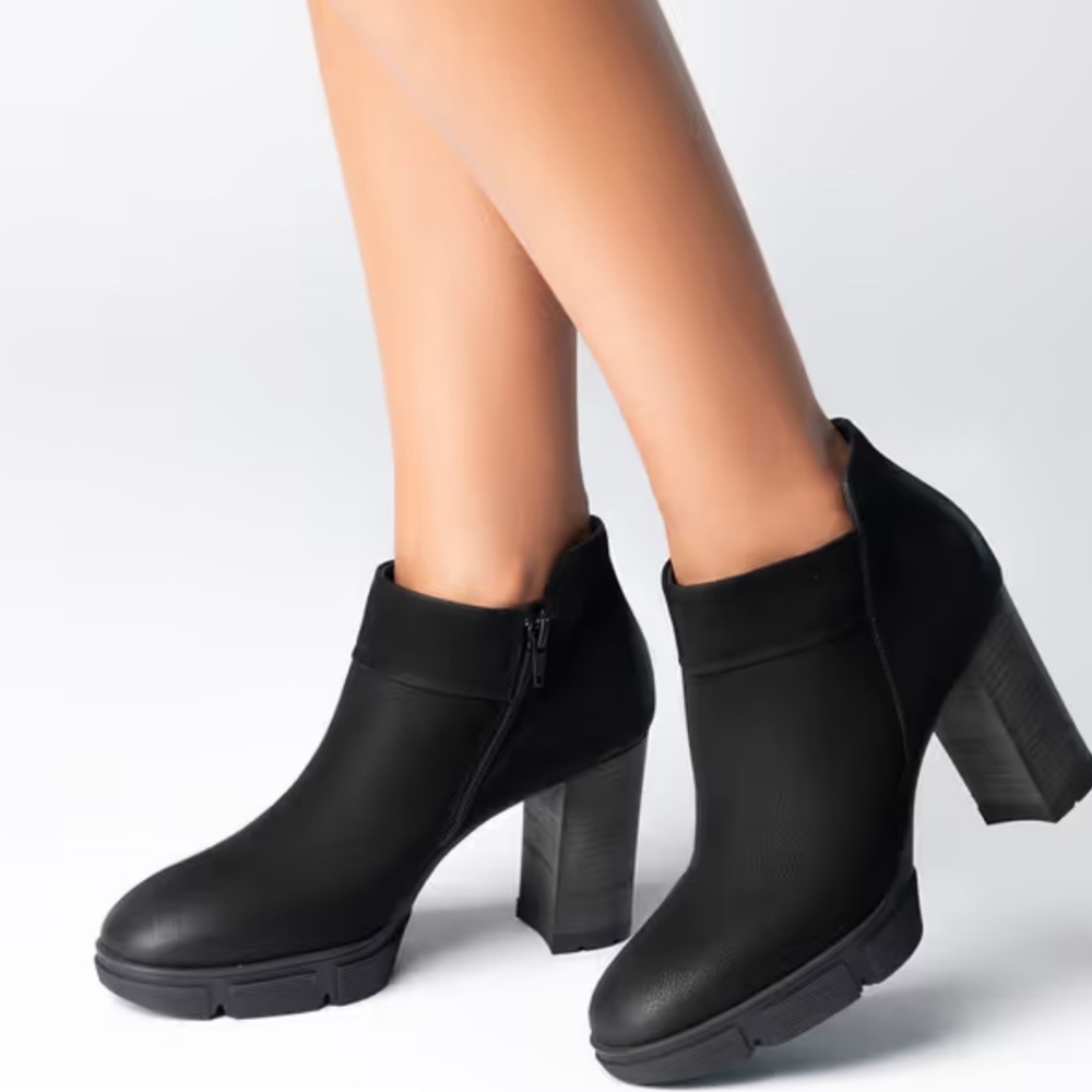 Paul Green boots